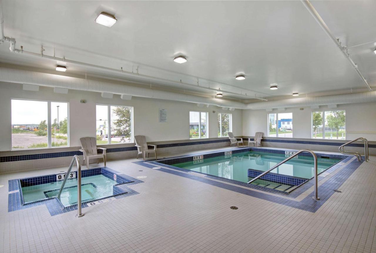 Motel 6 Airdrie Extérieur photo