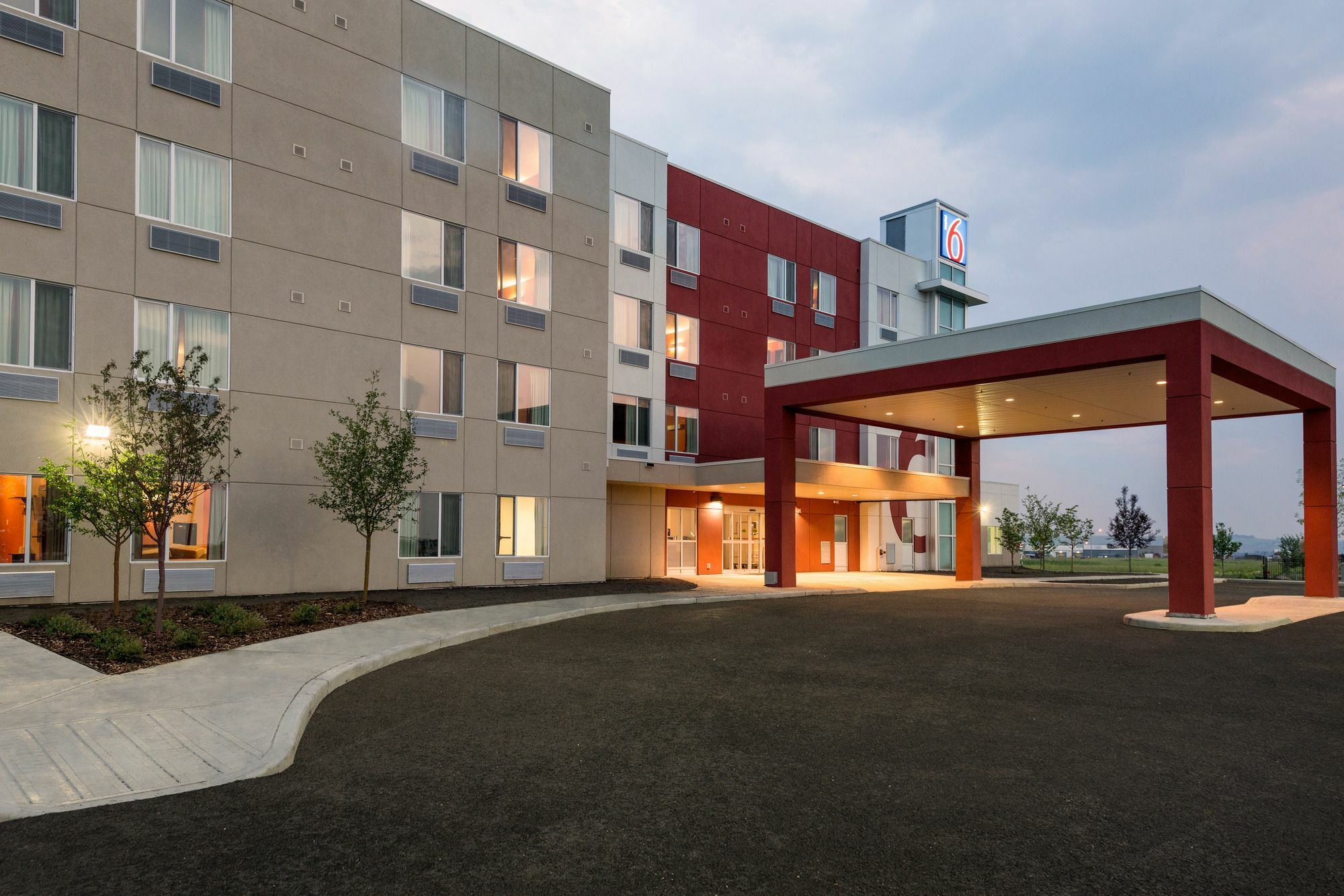 Motel 6 Airdrie Extérieur photo